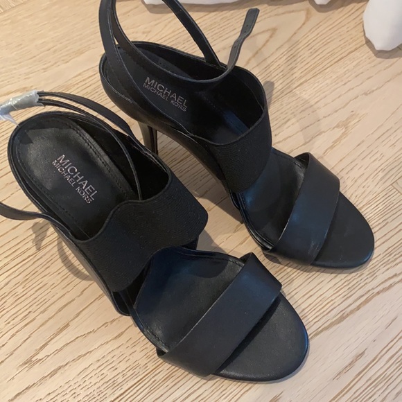Michael Kors heel sandals - Picture 2 of 2